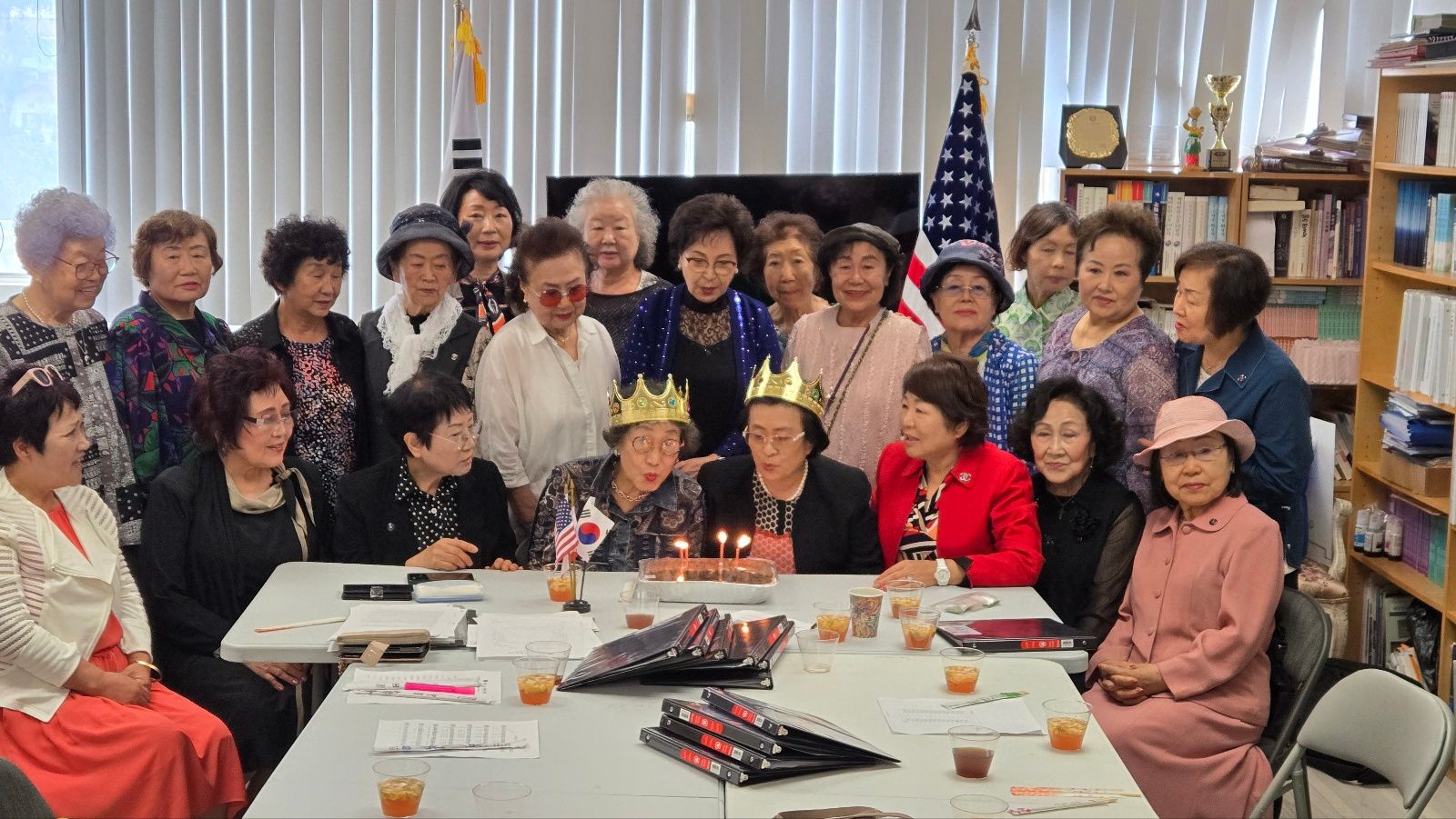 월례회 Monthly Meeting