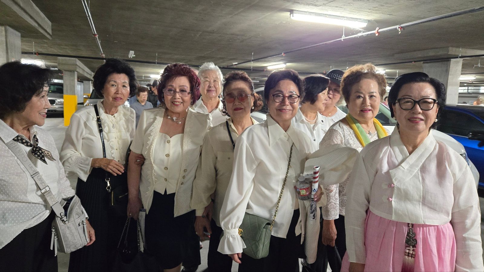 월례회 Monthly Meeting